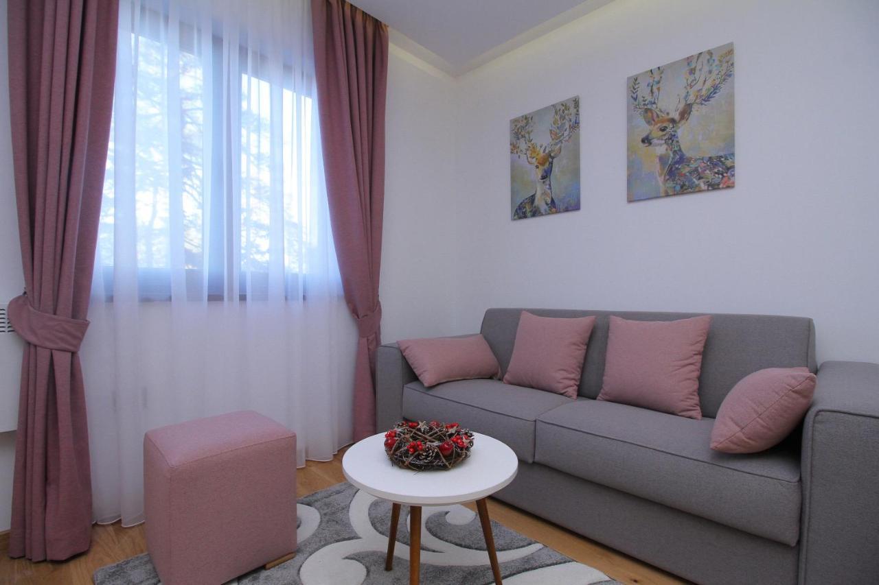 Time Out Lux Apartmani Zlatibor Ngoại thất bức ảnh
